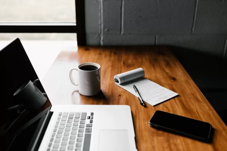 Contenido de marca: cómo crear una estrategia que genere autoridad y ventas