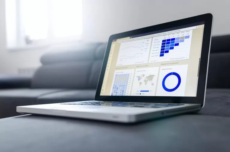 Herramientas de analítica web: Google Analytics 4 vs alternativas en 2026