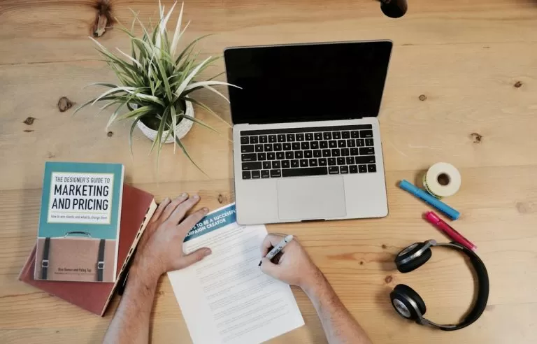 Cómo crear una estrategia de Marketing Digital que realmente funcione en 2026