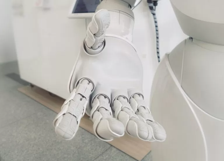 Agentes de IA para ventas: cómo automatizar el seguimiento comercial sin perder humanidad